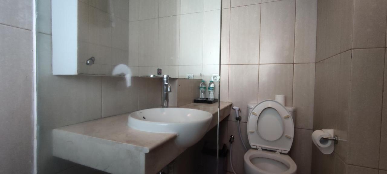Liberta Hotel Kemang Jakarta Kültér fotó